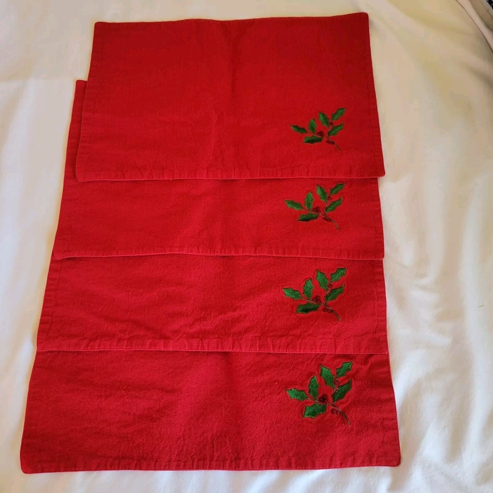 Placemats Christmas Holiday Red Holly Embroidered Cloth 12" X 18" Set Of 4